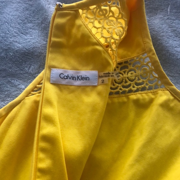 Calvin Klein yellow sleeveless dress, size 2 - Picture 7 of 10
